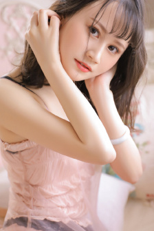 奴隶少女希尔薇